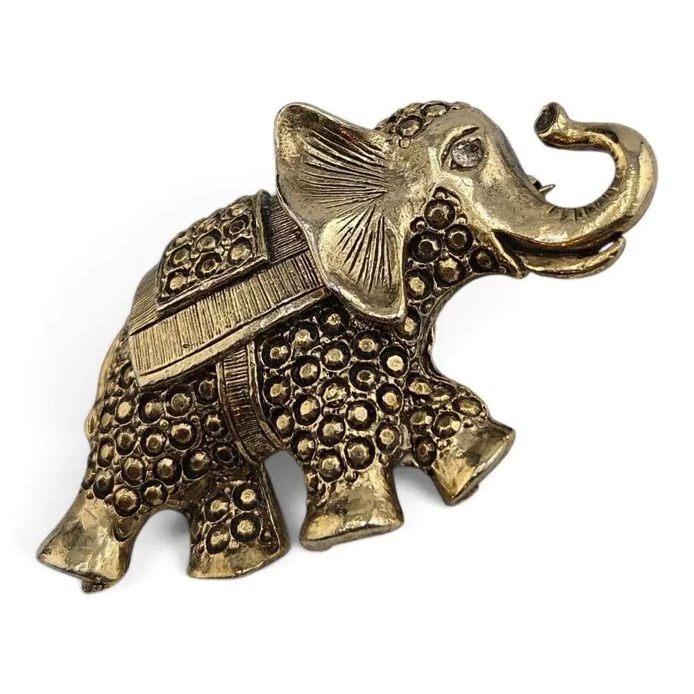 Vintage detailed gold